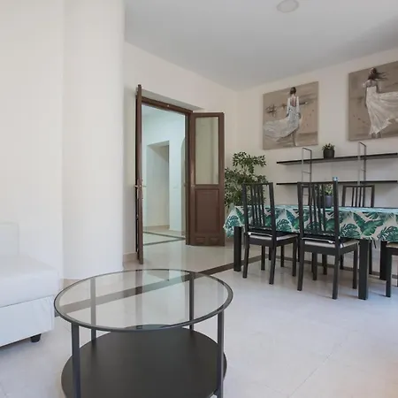 Carreteria 73 Center Apartmán